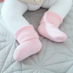 VWU Baby Toddler Kids Ankle Crew Socks with Grips Unisex Warm Thick Cotton Winter Socks 0-10T 6/8 Pack - Image 4